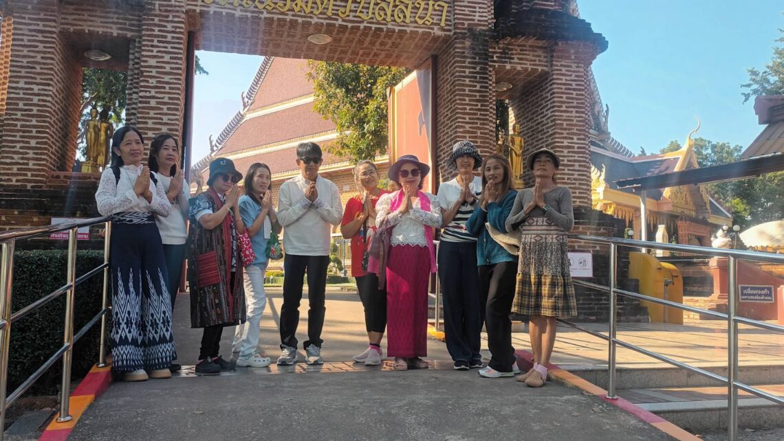 พาครอบครัวเที่ยว